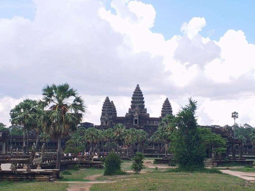 Angkor Wat, Small Circuit Private Tour with Banteay Srei - Ta Keo brings a stark change in style