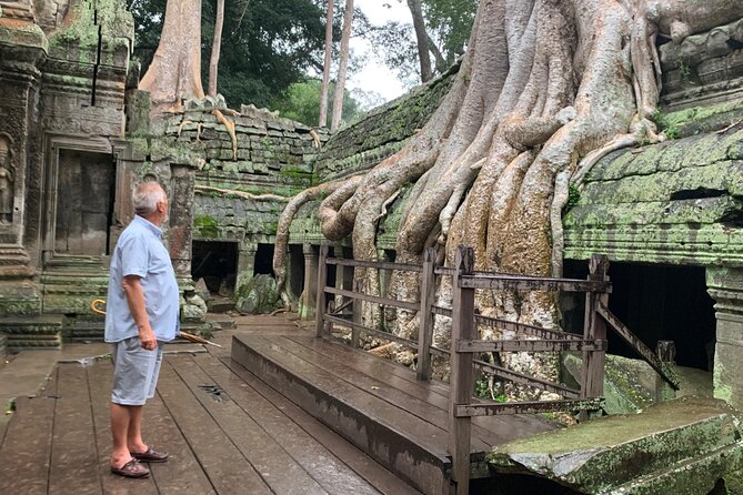 Angkor Wat Small Circuit & Sunset Tour - Bayon and the great faces of Angkor Thom