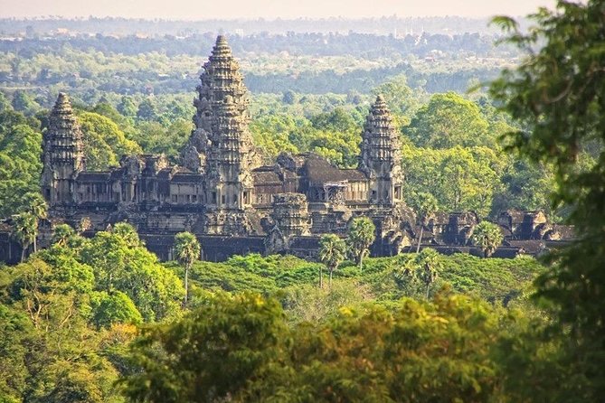 Angkor Wat Small-Group Exploration with Expert Guide - Guides, pacing, and the human side of the day