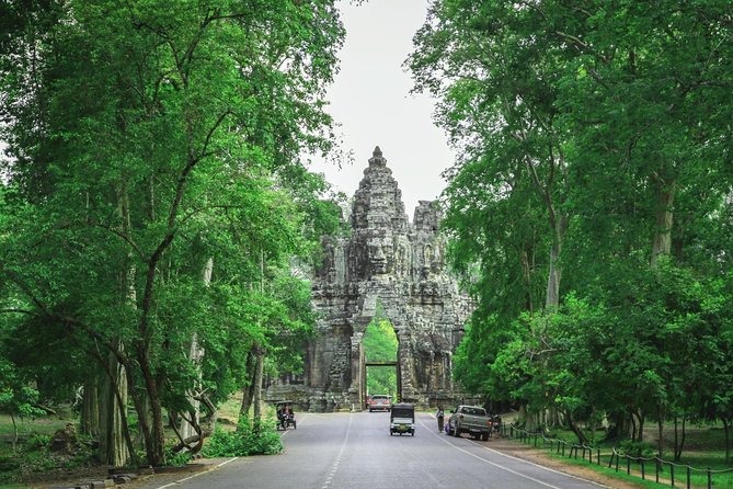 Angkor Wat Small-Group Sunrise Tour from Siem Reap - What the $39 price really covers