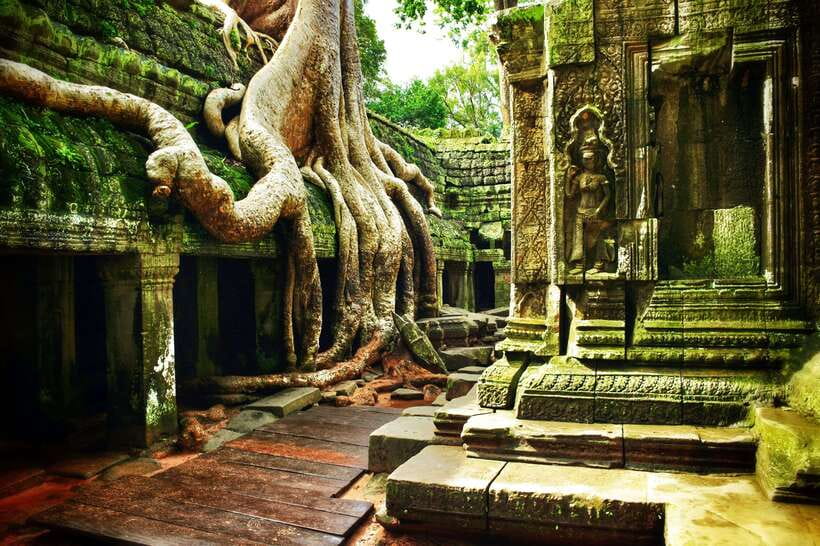 Angkor Wat: Small-Group Tour with Balloon Ride and Lunch - What the $111 price really buys