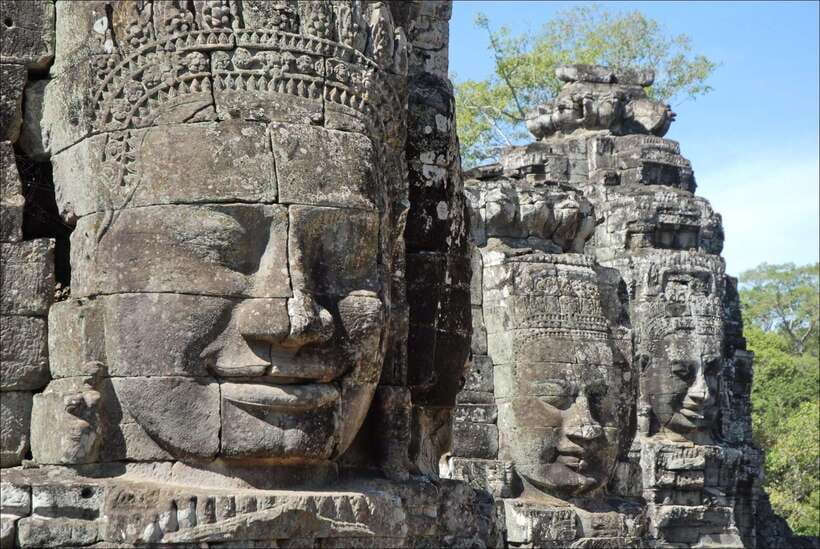 Angkor Wat: Small-Group Tour with Balloon Ride and Lunch - Starting early at the Angkor Pass office