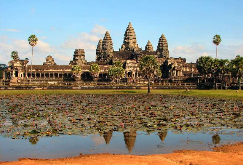Angkor Wat: Small-Group Tour with Balloon Ride and Lunch - The Terrace of the Elephants and the Leper King