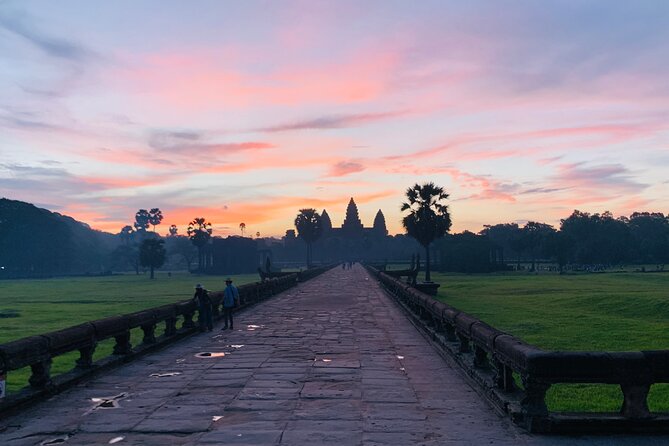 Angkor Wat Sunrise and Angkor Thom Sunset Tour - Ta Prohm and the power of atmosphere