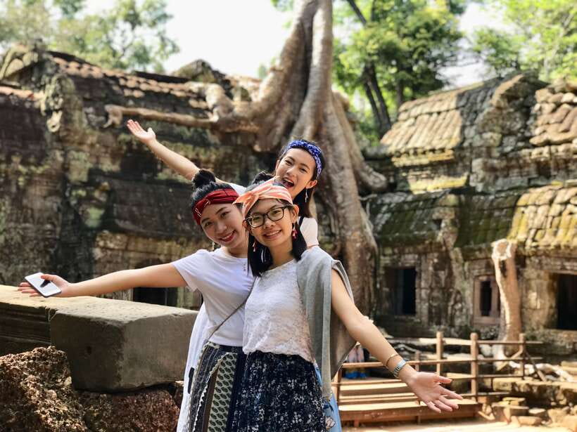 Angkor Wat Sunrise, Banteay Srei, Bayon & Ta Prohm Temple - Banteay Srei and the small details