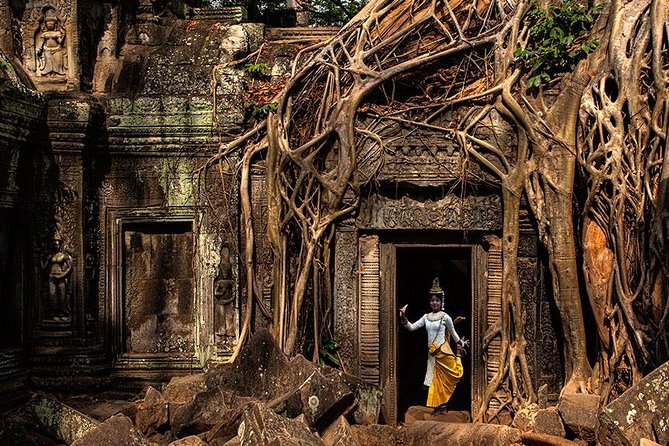 Angkor Wat: Sunrise or Sunset Tours with Tuk Tuk - Ta Keo, a blunt sandstone mountain