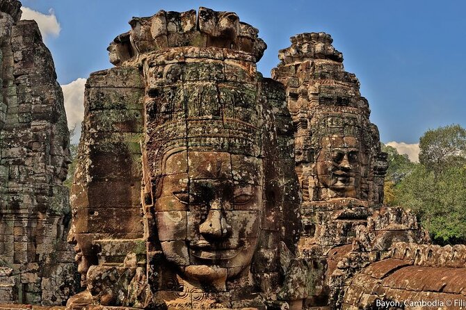 Angkor Wat Sunrise Private Experience with Guide from Siem Reap - Angkor Wat: three hours around the main temple