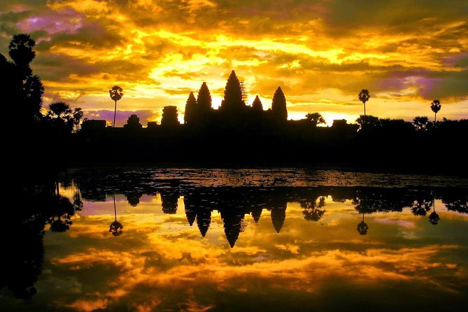 Angkor Wat Sunrise Private Tour by Tuk Tuk - Why Angkor Wat sunrise is worth the alarm