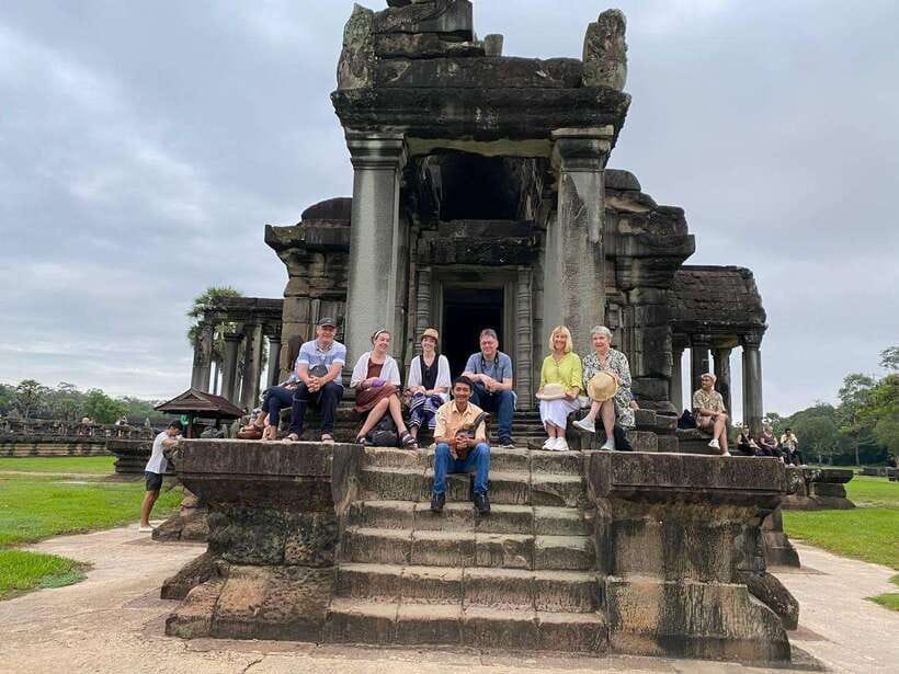 Angkor Wat Sunrise Shared Tours: Bayon-Ta Prohm-Banteay Srei - What the shared vehicle means in practice
