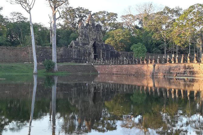 Angkor Wat Sunrise & Small Circuit Tour - Angkor Thom closes the day with several major sights