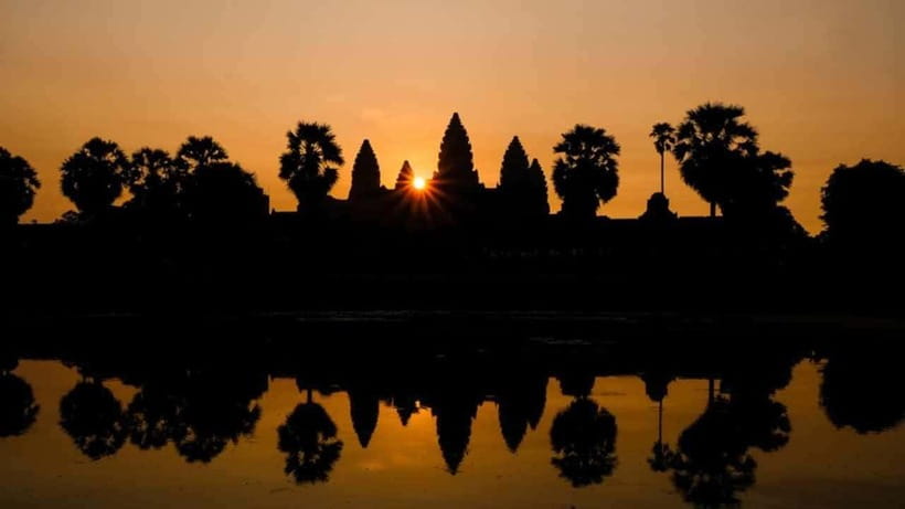 Angkor Wat: Sunrise: Ta Prohm and Bayon Temple Tour - Guides, pacing, and the human side of the morning