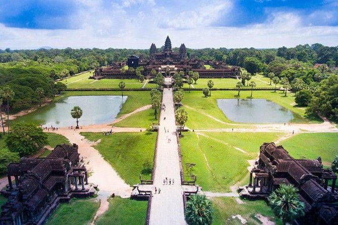 Angkor Wat Sunrise Tour - Ta Prohm and the smaller temples along the way
