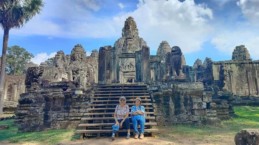 Angkor Wat Sunrise Tour Half-Day (Join-In-Tour) - Is the $10 price really the full cost?