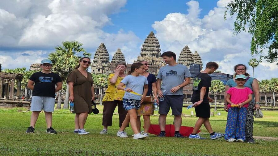 Angkor Wat Sunrise Tour Half-Day (Join-In-Tour) - Angkor Thom reveals the Khmer capital