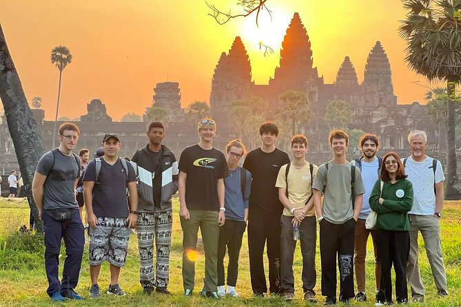 Angkor Wat Sunrise tour with Small - Group and Guide tours - What the small van adds to the day