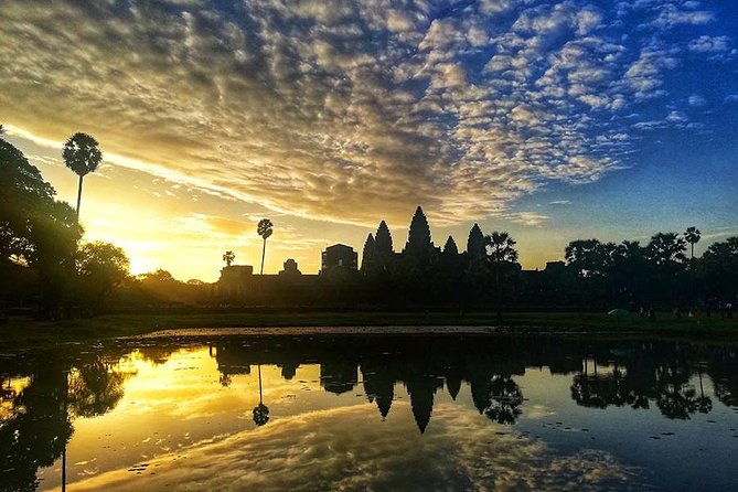 Angkor Wat Sunrise tour with Small - Group and Guide tours - What to wear and how to prepare