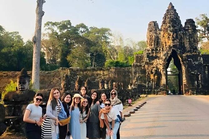 Angkor Wat Sunset Small Group Tour with Lunch Included - Bayon’s faces reward a slower look