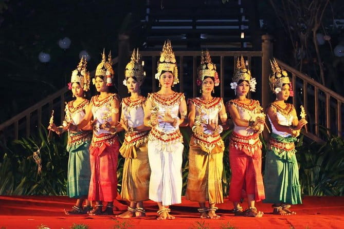 Apsara Dance Performance Including Buffet Dinner and Hotel Pickup - A Cambodian evening built around Apsara dance