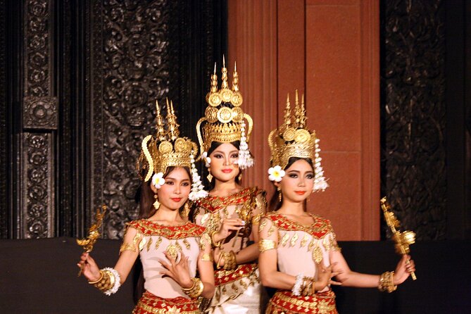 Apsara Dance Show with Dinner by Tuk-Tuk Roundtrip Transfer - Why this evening works well in Siem Reap