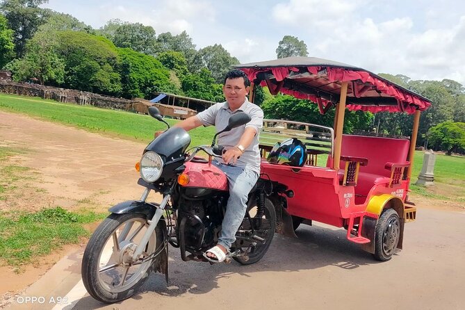 Apsara Dance Show with Dinner by Tuk-Tuk Roundtrip Transfer - Five dances, five different Cambodian stories