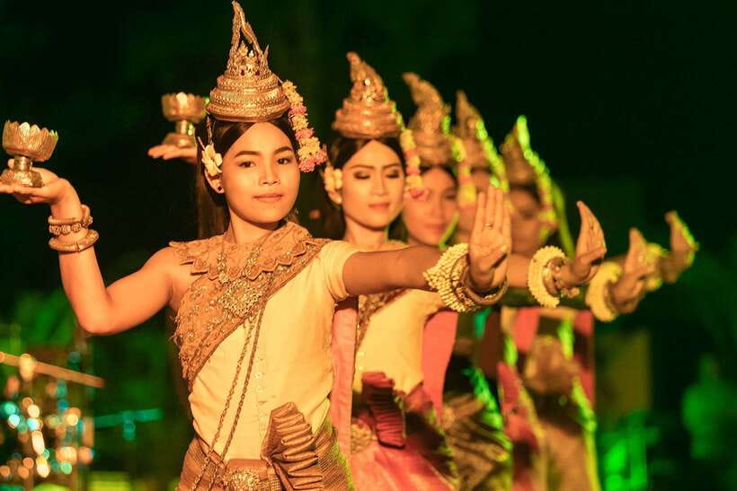 Apsara Dance Show with Dinner by Tuk-Tuk Roundtrip Transfer - Practical advice for a smooth evening