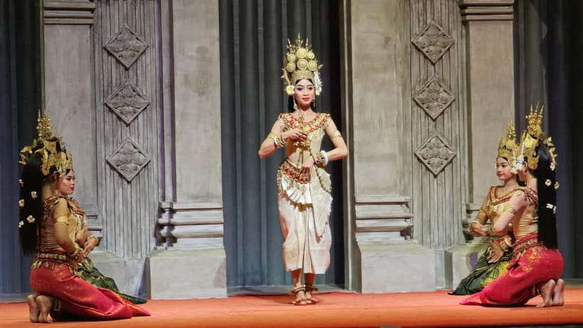 Apsara Performance with Dinner include Pick up & Drop off - Timing, duration, and the shape of the evening