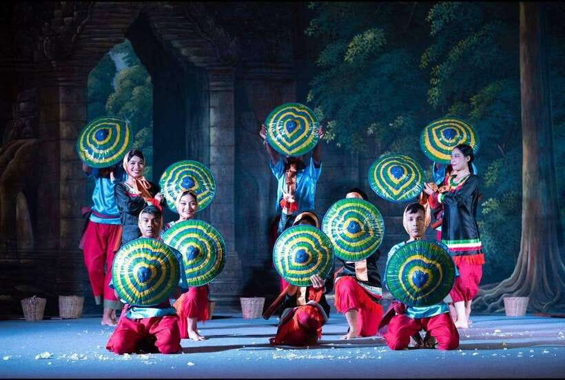 Apsara Performance with Dinner include Pick up & Drop off - Practical booking advice