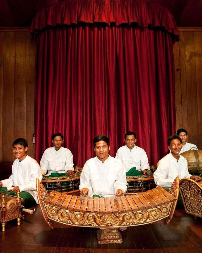 Apsara Theater Performance include dinner & Hotel pick up - Is $45 fair for this Siem Reap night?