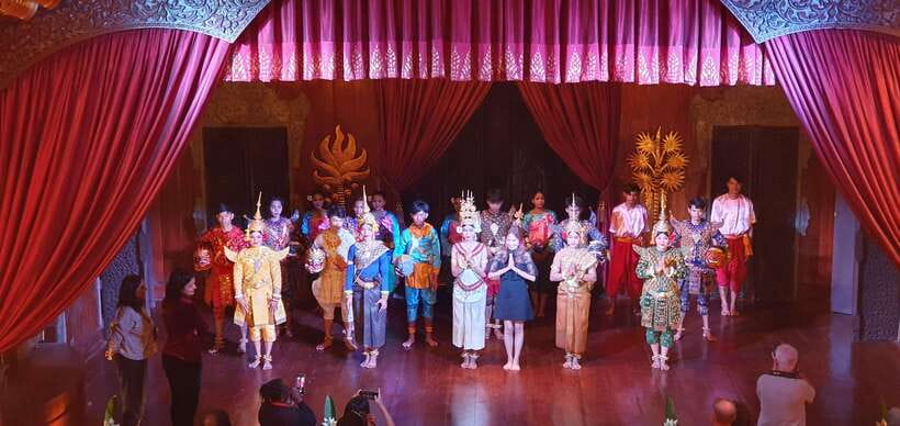 Apsara Theater Performance include dinner & Hotel pick up - Simple booking advice for a smoother evening