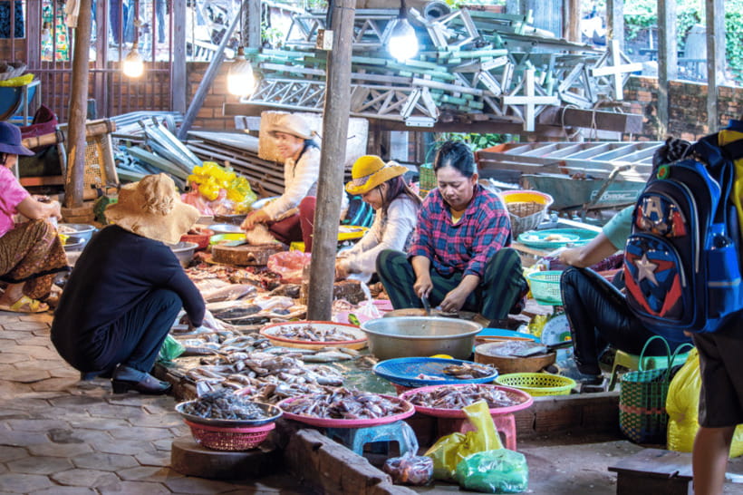 Authentic Siem Reap: Tuk Tuk Countryside and Sunset Tour - What to bring and who should book