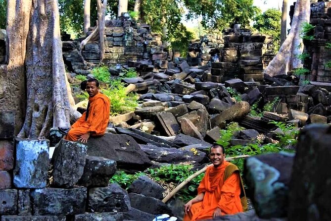 Banteay Chhmar Temple & Silk Farm Private Day Trip from Siem Reap - West Baray, an enormous Khmer-era reservoir