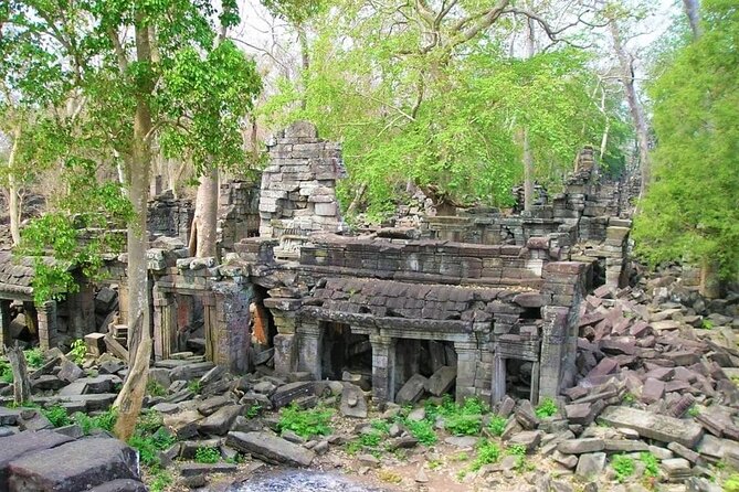 Banteay Chhmar Temple & Silk Farm Private Day Trip from Siem Reap - Svay Romiet Pagoda and present-day Cambodian tradition