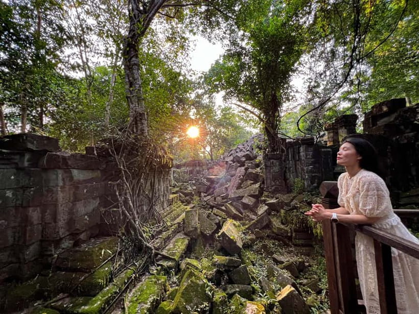 Banteay Srei, Beng Mealea and Kulen Mountain with Picnic - Banteay Srei and its careful stonework