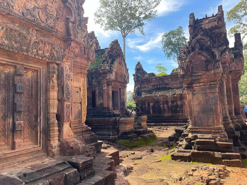 Banteay Srei, Kulen Waterfall & Beng Mealea Exploration - Who should book this full-day outing?