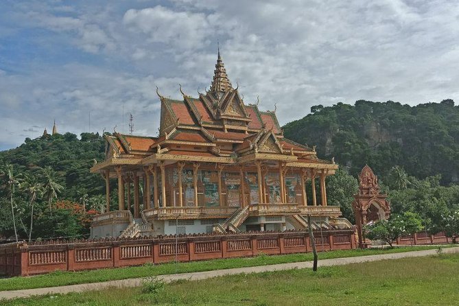 Battambang Full Day Tour from Siem Reap - Bamboo Train, Killing Cave & Sunset - What the countryside adds to the day