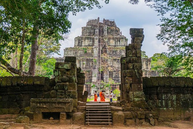 Beng Melea & Koh Ker Temples Small-Group Tour - Beng Melea: a temple shaped by jungle and collapse