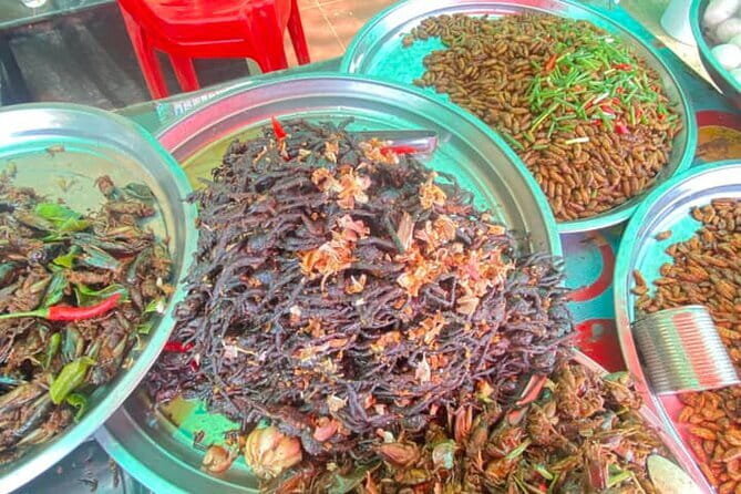 Best Driver Taxi From Siem Reap To Phnom Penh - English Speaking - Spider Market: A Short Local Stop on the Route