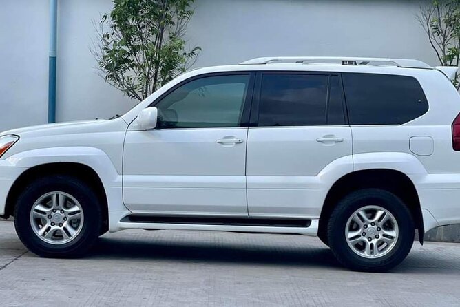 Border Transfer (Siem Reap to Laos/Laos to Siem Reap) - A private road transfer built around your schedule