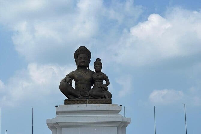Cambodia Private Taxi - Siem Reap & Angkor Wat Temple Area Tour - What the $95 group price really buys you