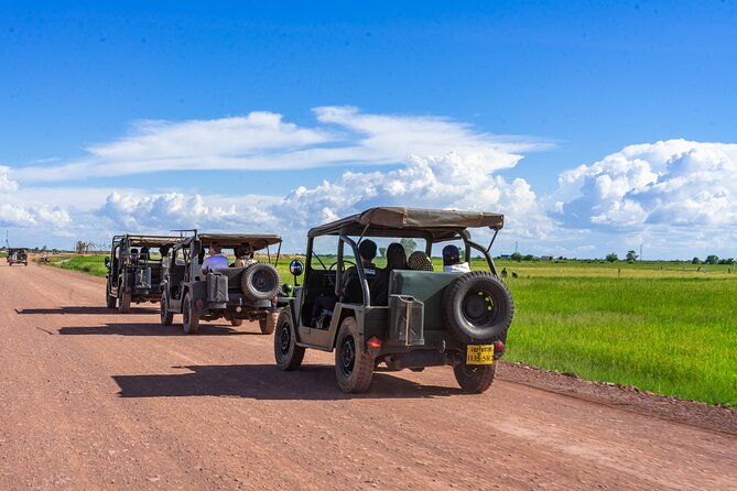 Countryside Sunset Jeep Tour with Drinks included - Leaving Siem Reap by open-air jeep