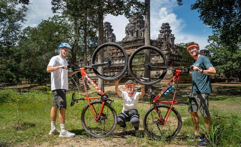 Cycle Angkor Backroad Bike Tour / E-Bike or Tuk Tuk - Why a bicycle changes your Angkor day