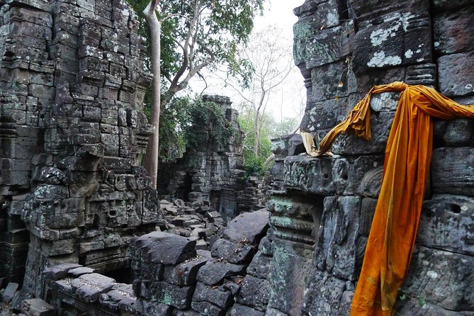 DB Siem Reap Half Day Dirt Bike Tour School - Banteay Ampil Temple, an isolated reward