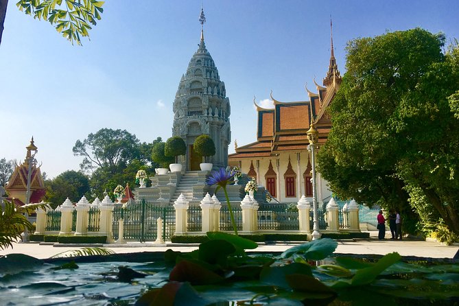 Discover Cambodia 8 Days from Siem Reap to Koh Trong -Phnom Penh - Day 1: A soft landing in Siem Reap