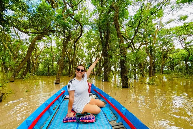 Experience Tranquility: Kampong Phluk Floating Villages Tours - Cruising through the flooded forest