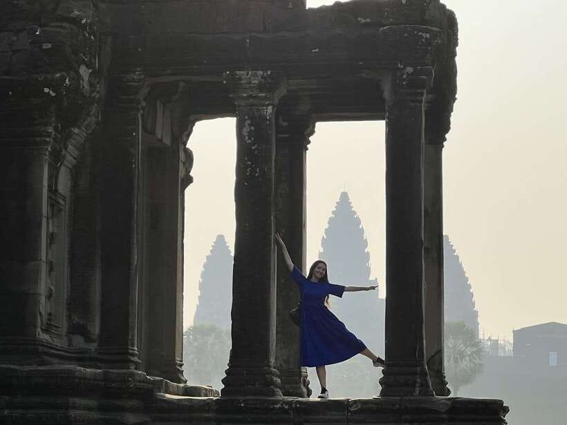 Explore Angkor Wat by Bike and Sunset - 4:30 pm: Phnom Bakheng sunset