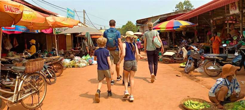 Floating Village-Mangroves Forest Tonle Sap Lake Boat Tour - What the village visit can and cannot promise