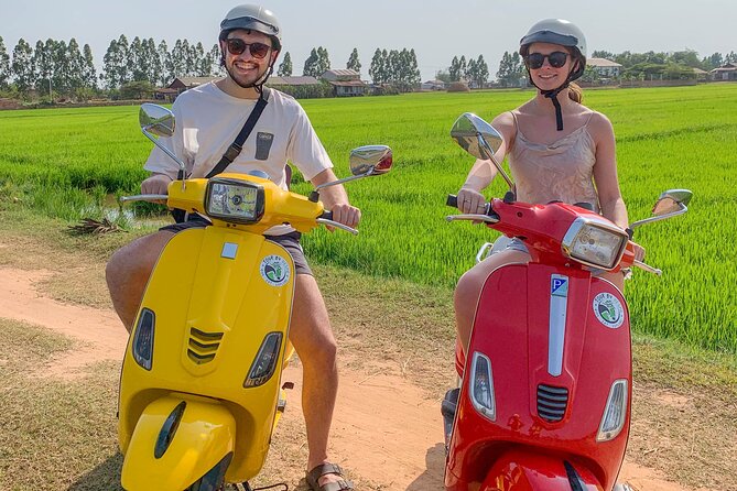 Floating Village Sunset boat Vespa Tour / Tuk Tuk Available - A snack stop with a look at local work