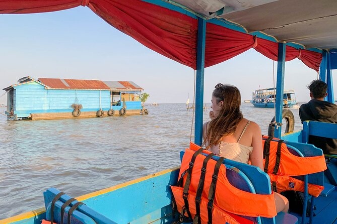 Floating Village Sunset boat Vespa Tour / Tuk Tuk Available - Arriving at Tonle Sap and the floating village
