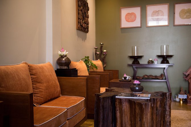 Four Hand Bliss (65 Mins) + Free Pick up or Drop Back - What the Four-Hand Massage at Karona Spa Is Like