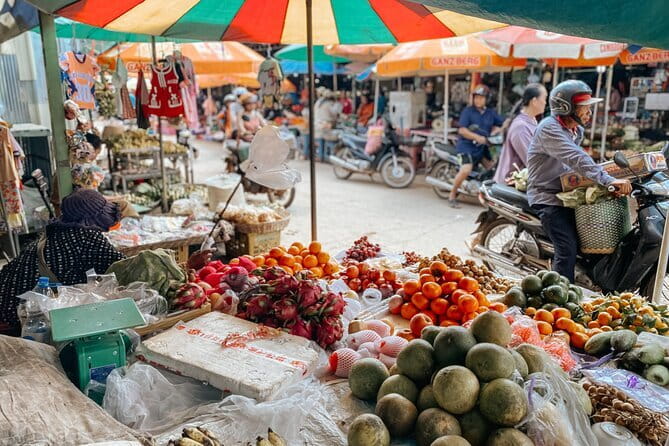 FREE Siem Reap Market & Local Temple Tour - Who will get the most from this experience